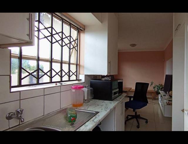 3 BEDROOM HOUSE FOR SALE IN RIVERSIDE VIEW EXT 35